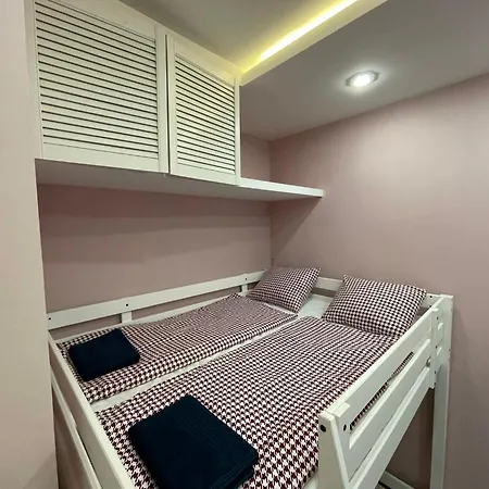 Sapphire Apartment - 5 Rooms, 2 Bathrooms Budapest Exterior photo