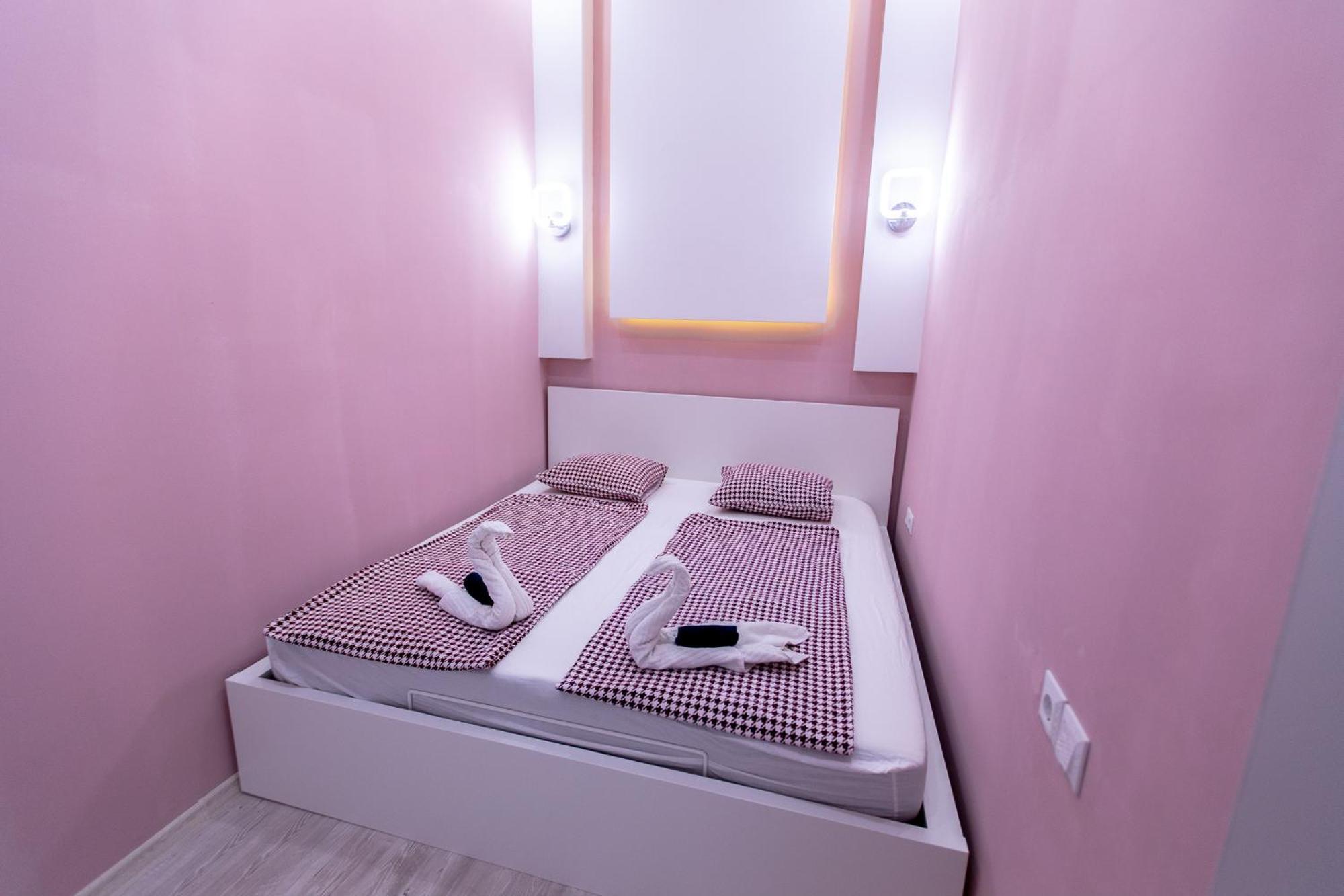 Sapphire - 5 Rooms, 2 Bathrooms Apartment Budapest